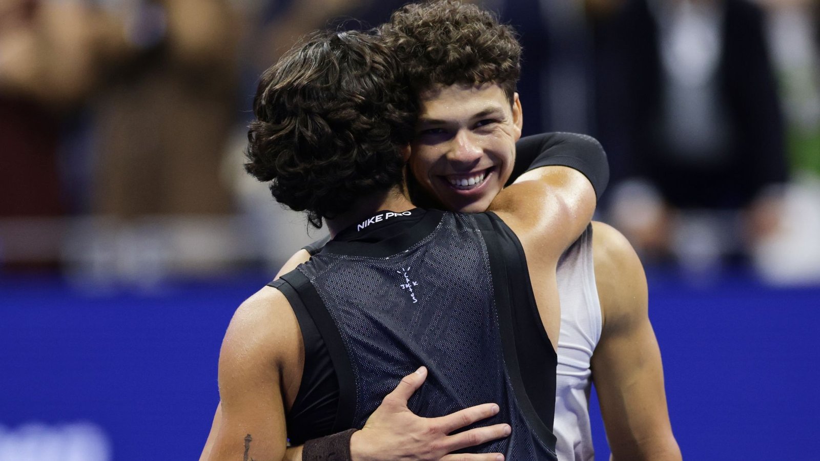Ben Shelton Triumphs Over Carlos Alcaraz in Early Morning Clash at US Open