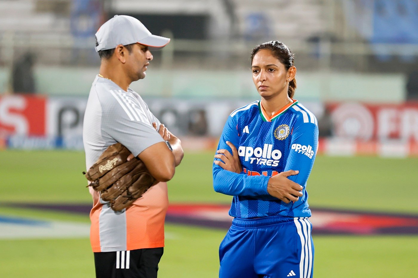 Muzumdar urges India to 'stay in the present' after T20 World Cup malfunction