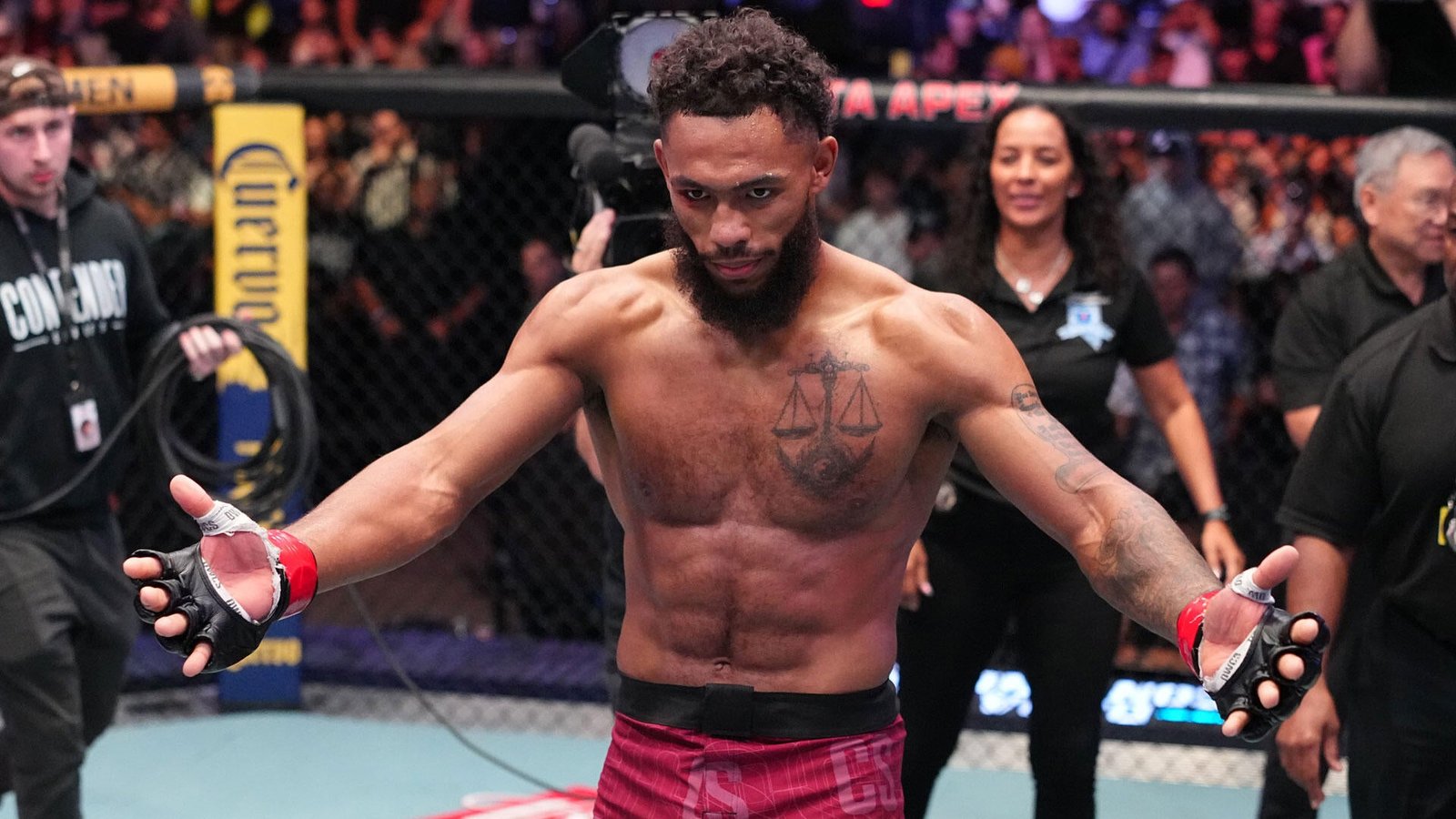 Dana White's Contender Series 2026 Week 5: Quentin Pasley Secures UFC Contract with Stunning KO