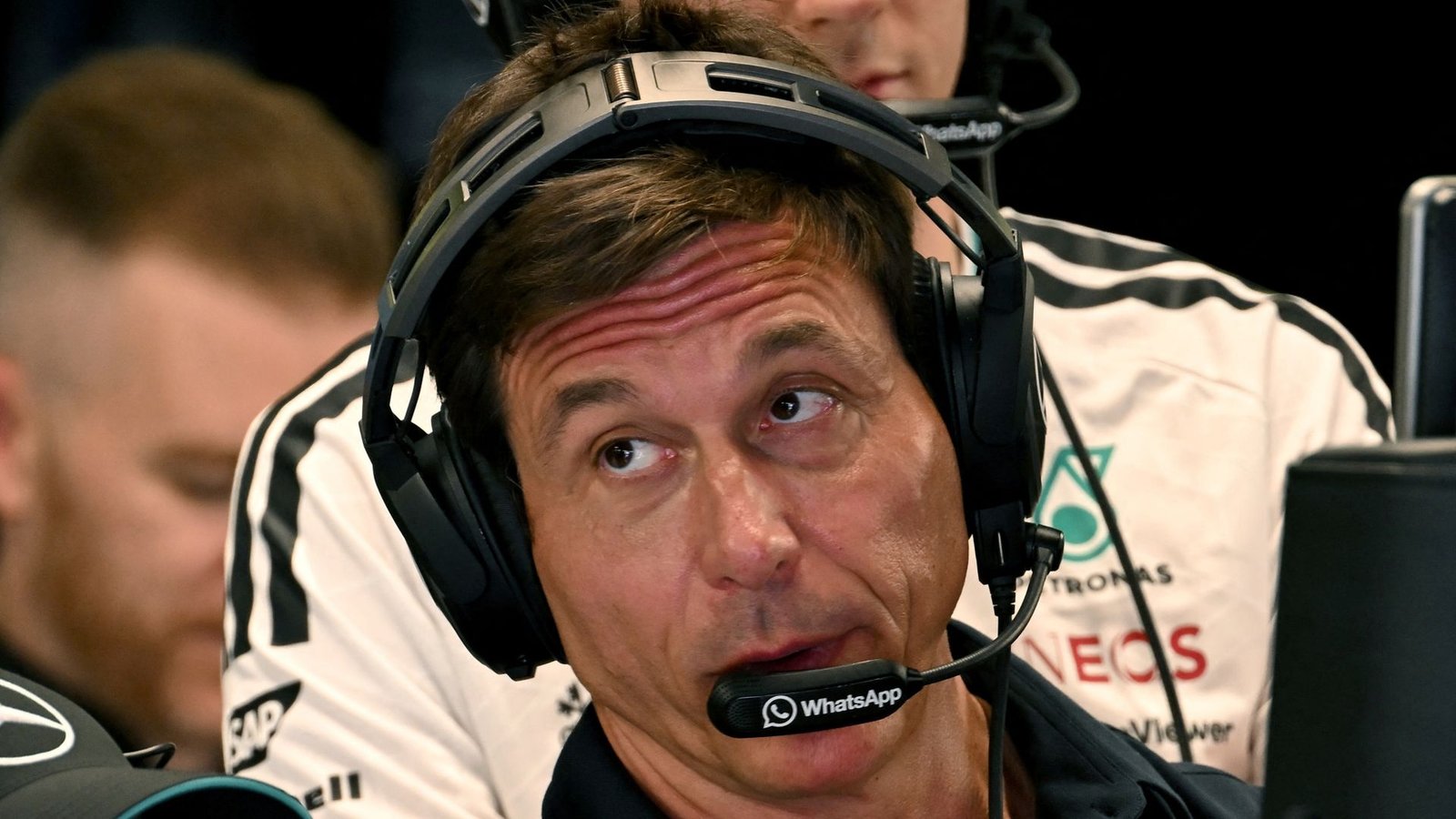 Toto Wolff Attributes George Russell's Qualifying Setback to Max Verstappen's Strategy