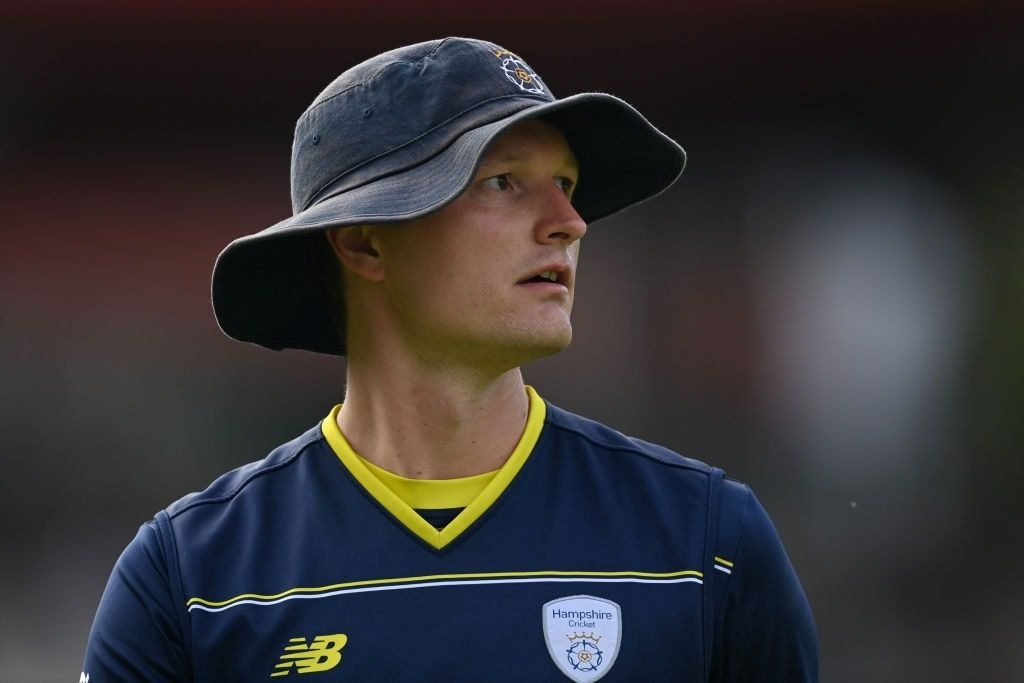 England Lions Dominate Sri Lanka in Warm-Up Match with Explosive Batting Performance