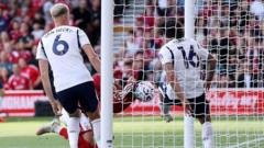 Nottingham Forest's Oliver Glasner and Neco Williams Criticize VAR Decision in Tottenham Match