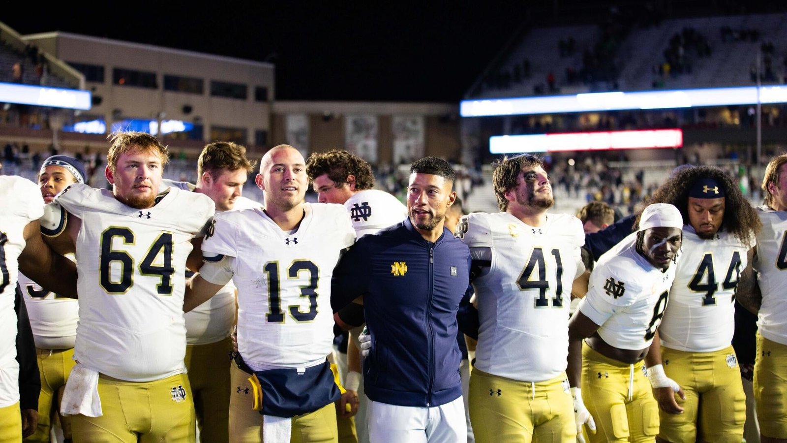 College Football Week 1 Betting Preview: Parlay for WSU vs. Washington, Wisconsin vs. Notre Dame, and Louisville vs. Ole Miss