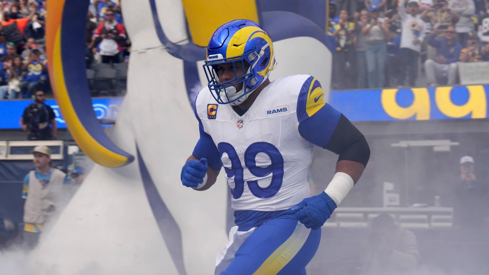 Aaron Donald sits out practice: Rams admit returning star might not play Week 1 in Australia