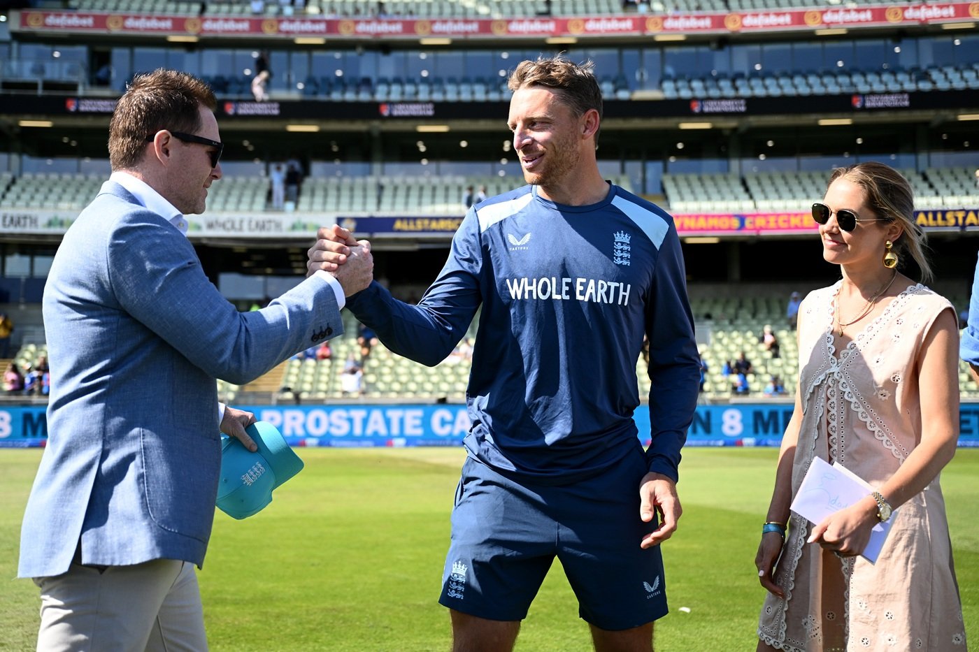 Tongue debut as England bat; Bumrah back for India