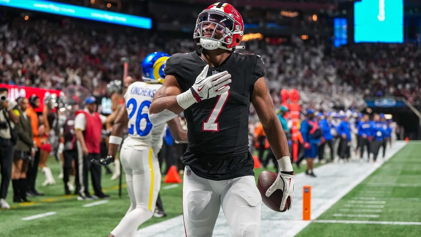 2026 Fantasy Football Running Back Rankings: Kenneth Walker III, D'Andre Swift, and Blake Corum Stand Out