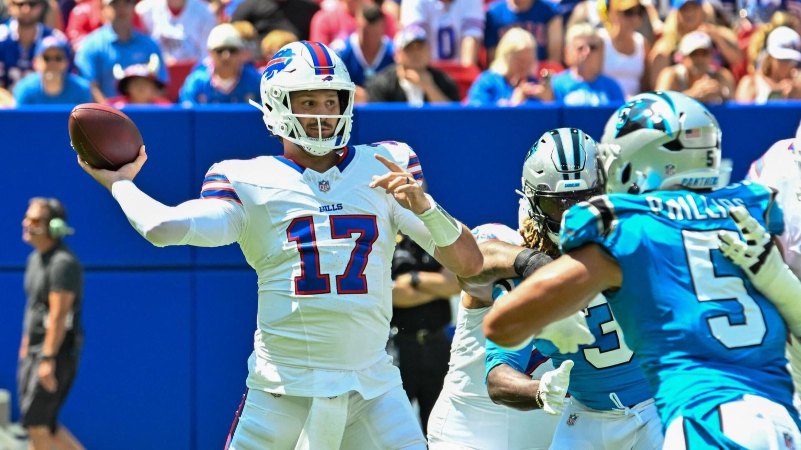 Analyzing Fantasy Football Quarterbacks: September ADP Insights from Jamey Eisenberg