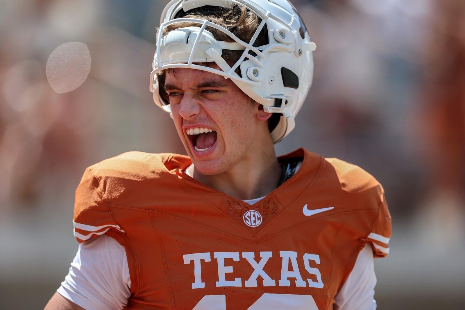 2027 NFL Mock Draft: Browns Select Arch Manning, Dante Moore Leads Quarterback Class