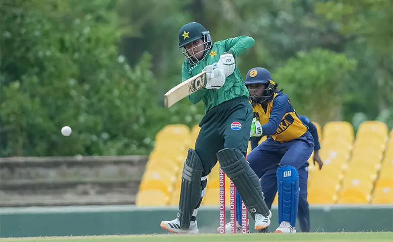 Ayesha Zafar and Momina Riasat Propel Pakistan to T20 Victory Over Sri Lanka