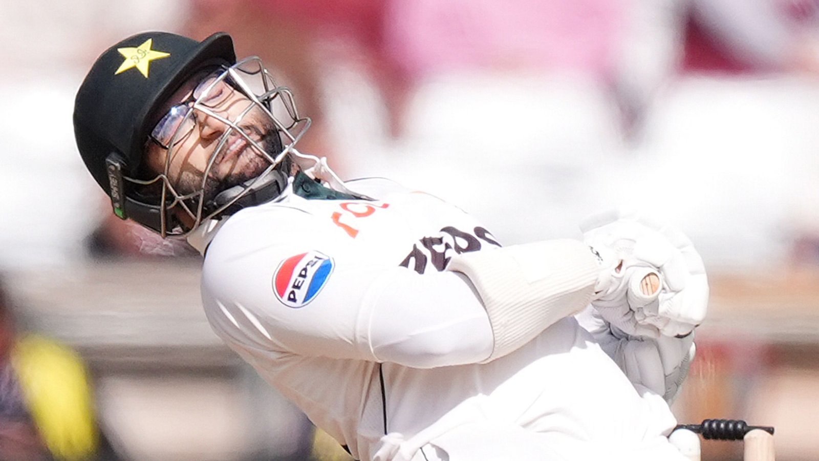 Nasser Hussain Critiques Pakistan's Cricket Changes Ahead of Final Test Against England