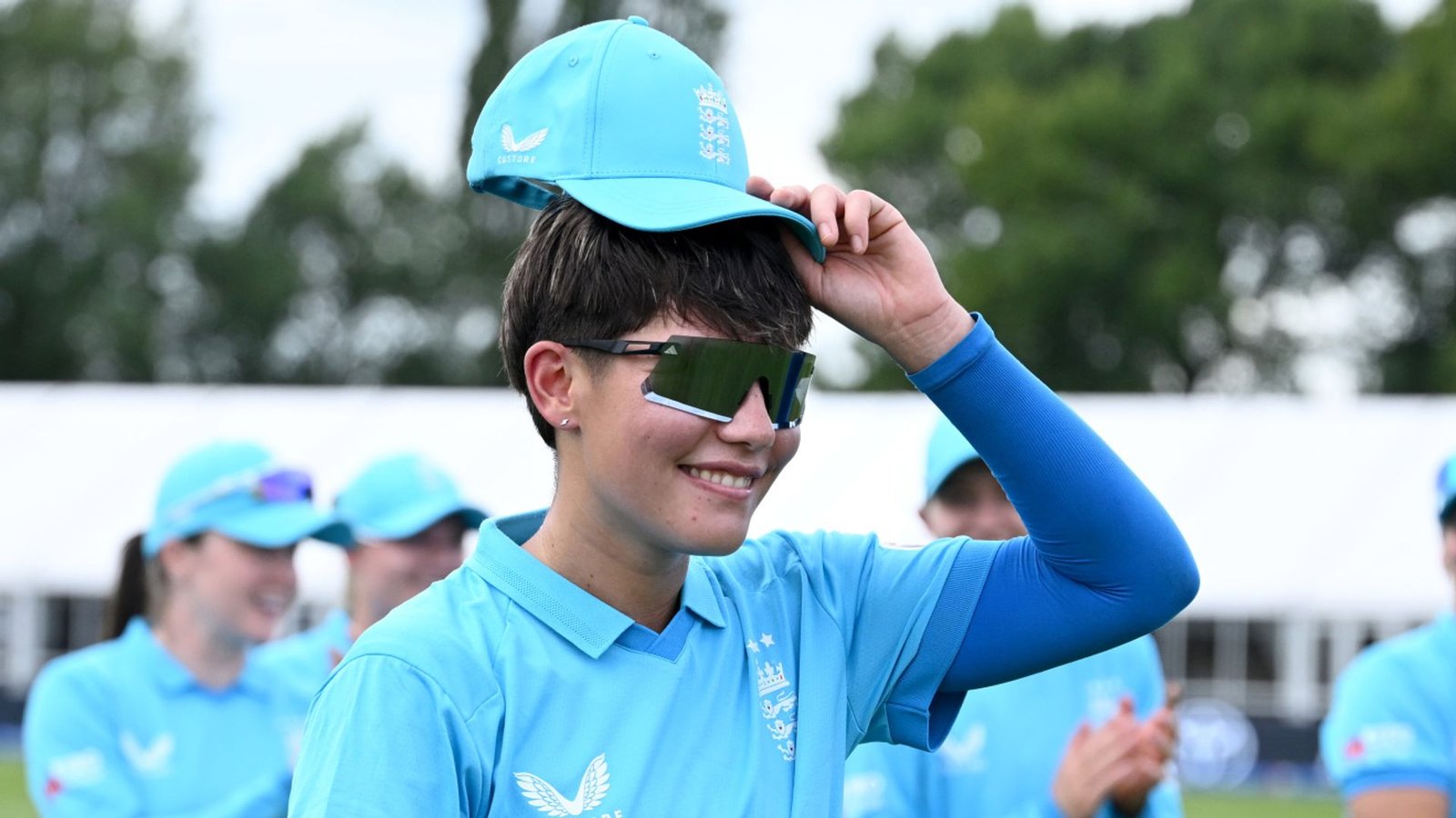 Issy Wong Shines as England Bowler Embraces Simplicity in Cricket