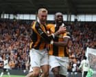 Manchester United mauled and sorry Spurs mark Premier League kick-off: Football Weekly – podcast